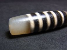 画像4: ジービーズ(Tibetan dzi beads)　十一線珠　 (4)