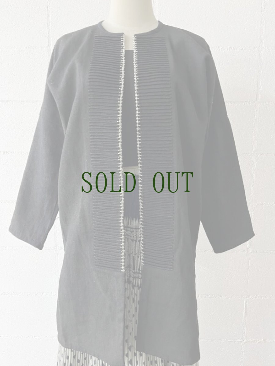 画像2: 雲南省金平県瑶族（jing ping yao）ヤオ族藍染ジャケット（綿麻製・ユニセックス）ビンテージ (2)