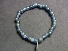 画像2: 古代ペルシャ（古代ローマン）瑠璃珠（とんぼ玉）とチベットの数珠飾り（アンティーク）のブレスレット　 (2)