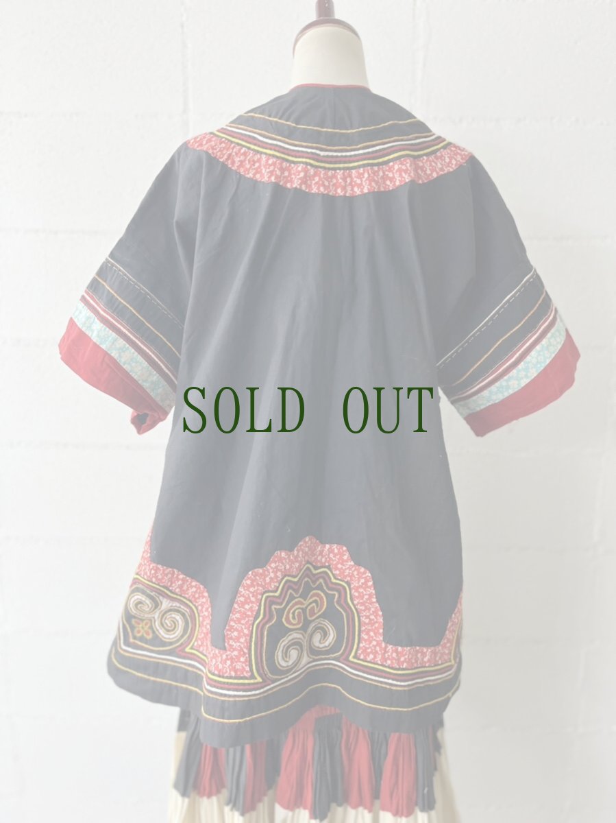 画像8: イ族・四川省涼山彝族（si chuan liang  shan YI  traditional clothing）コットン・上衣（ビンテージ） (8)