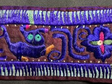 画像2: 貴州省・雲南省　苗族（ミャオ族）の剪紙破線繍/ Split thread stitch  of  Miao (2)