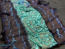 画像9: 【打籽繍】貴州省・雲南省　苗族（ミャオ族）の刺繍古裂 old embroidery of  Miao (9)