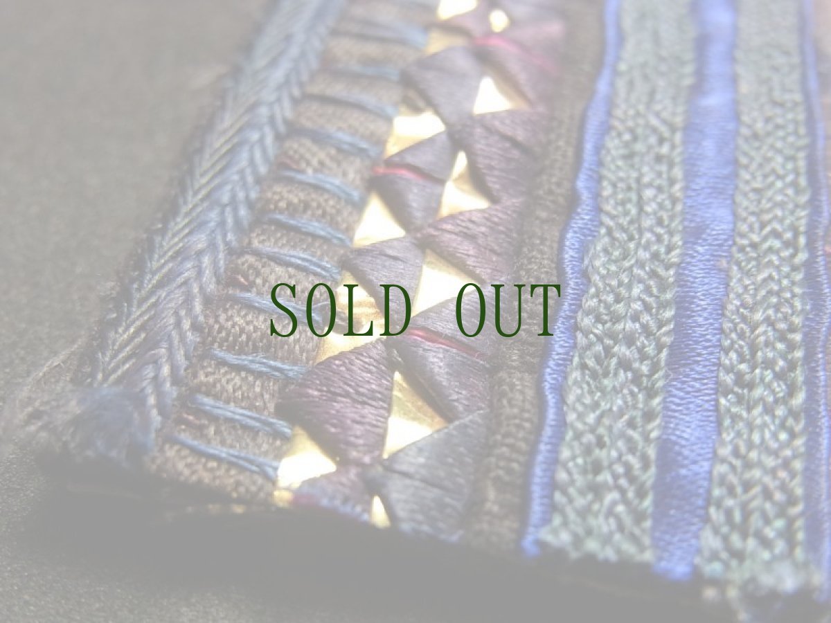 画像6: 貴州省・雲南省　苗族（ミャオ族）の刺繍古裂 ・革一村周辺　苗族の堆绣 （Piling Stitch) (6)