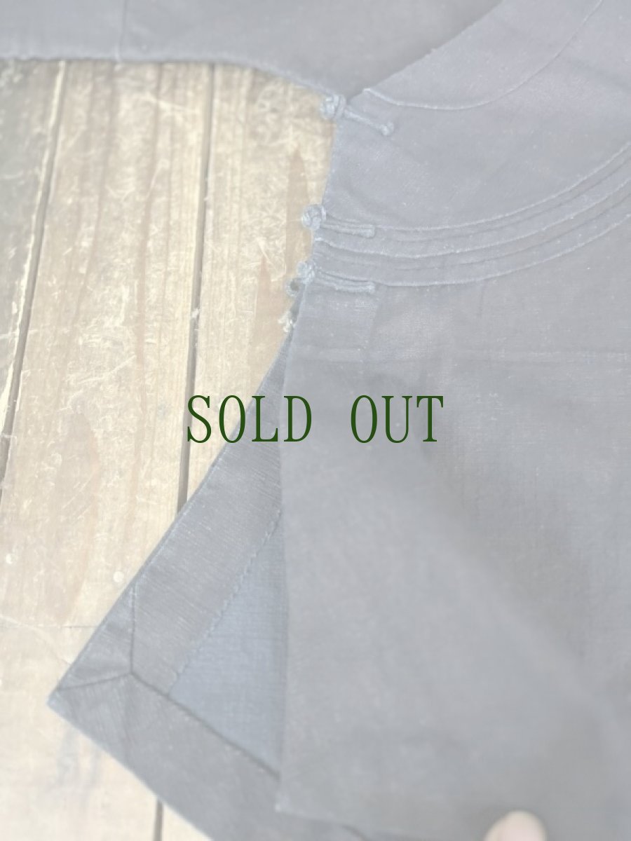 画像4: 貴州省 舟渓付近ミャオ族(Zhou xi Miao)  バイアス生地・木綿・藍染 ジャケット  (4)