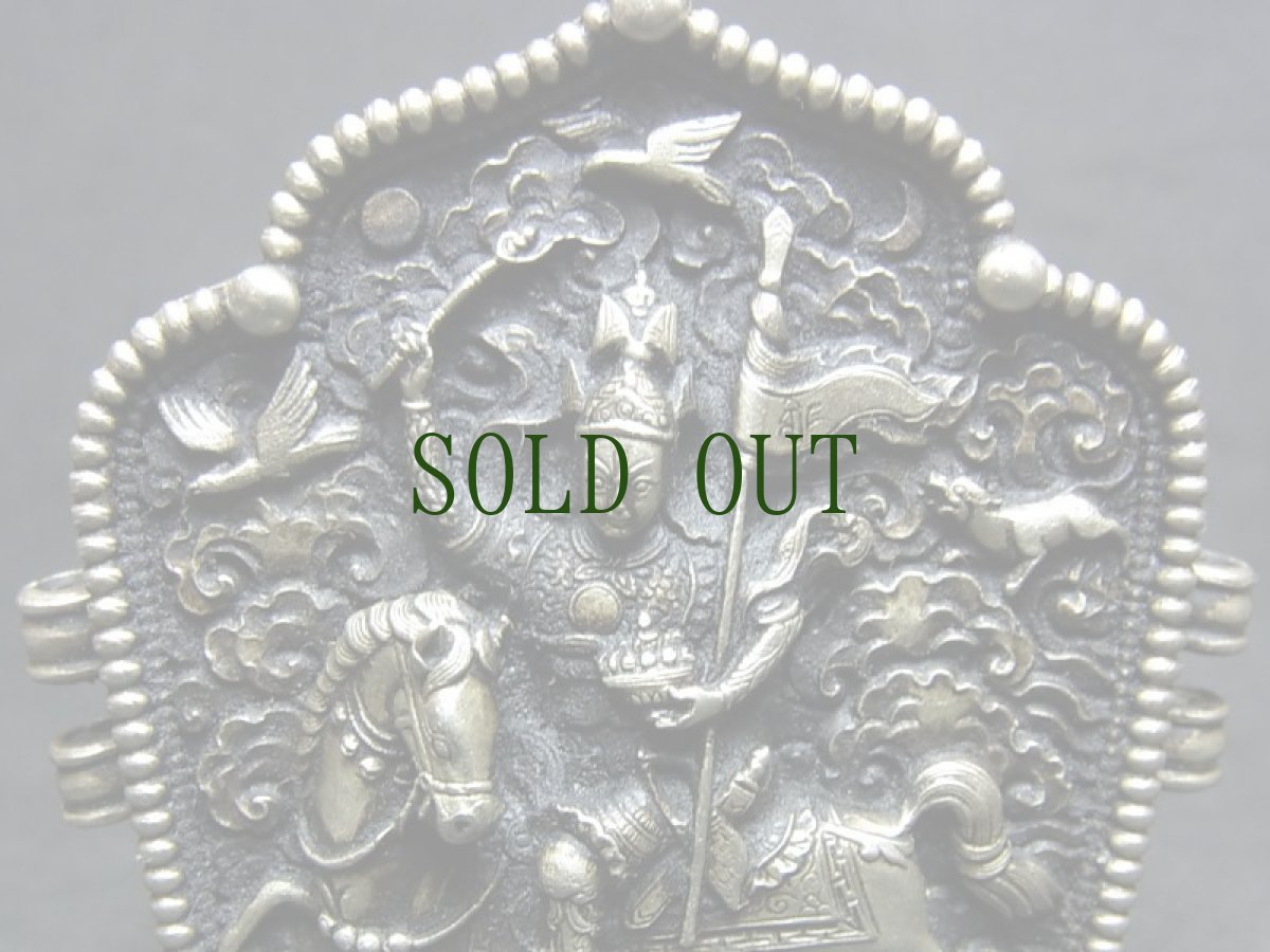 画像7: リン国ケサル王（トェパ・ガワ神）の蔵銀製ガウ（厨子、 gau ）チベット密教法具 (7)