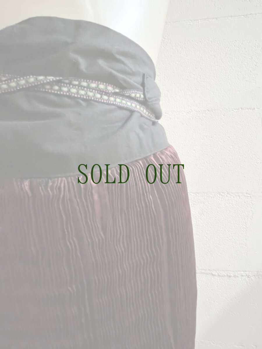 画像13: 貴州省黄平苗族(ミャオ族)　プリーツ巻きスカート（野蚕絹・草木染）ビンテージ【シルク】 (13)