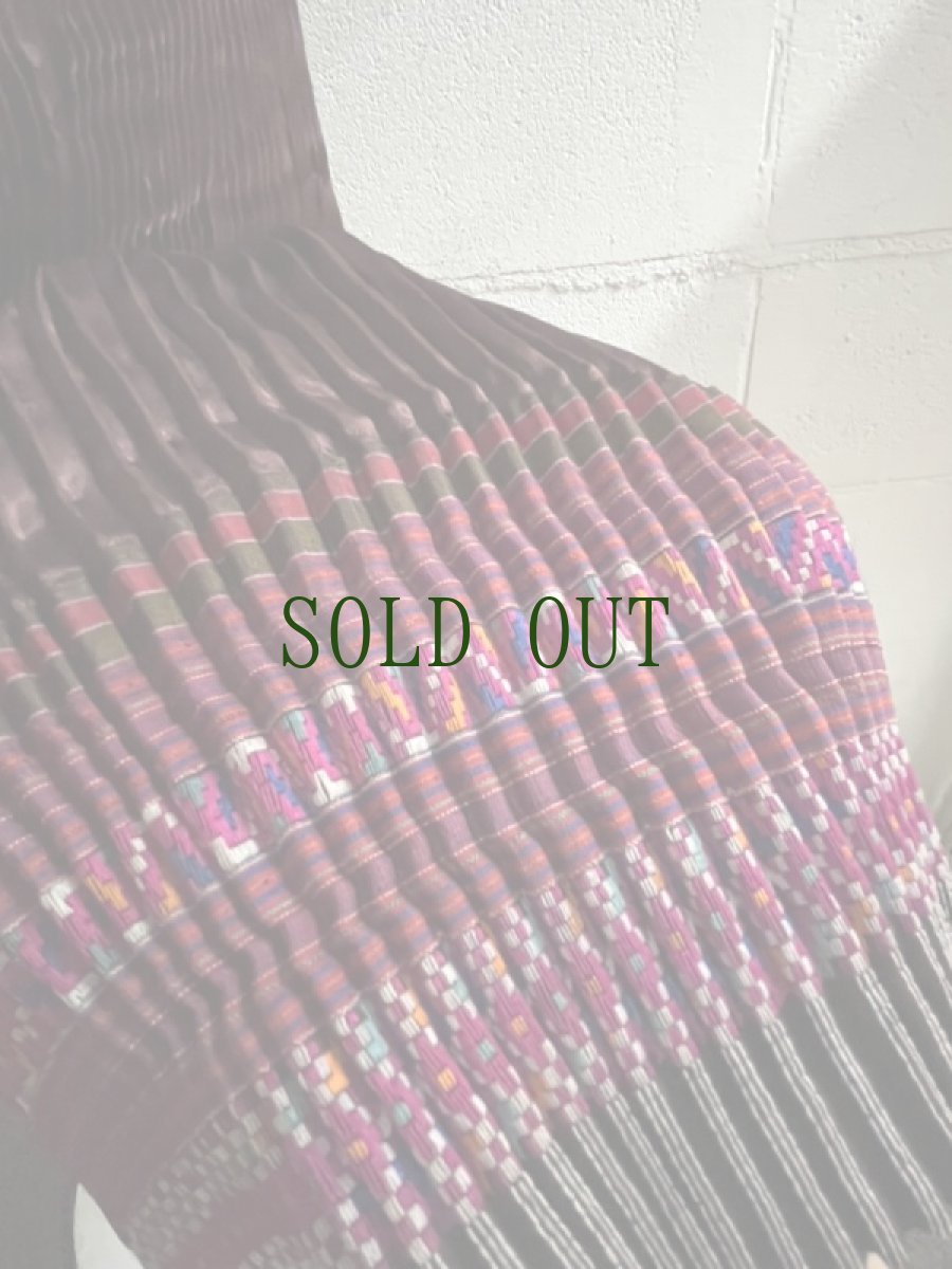 画像14: 貴州省黄平苗族(ミャオ族)　プリーツ巻きスカート（野蚕絹・草木染）ビンテージ【シルク】 (14)