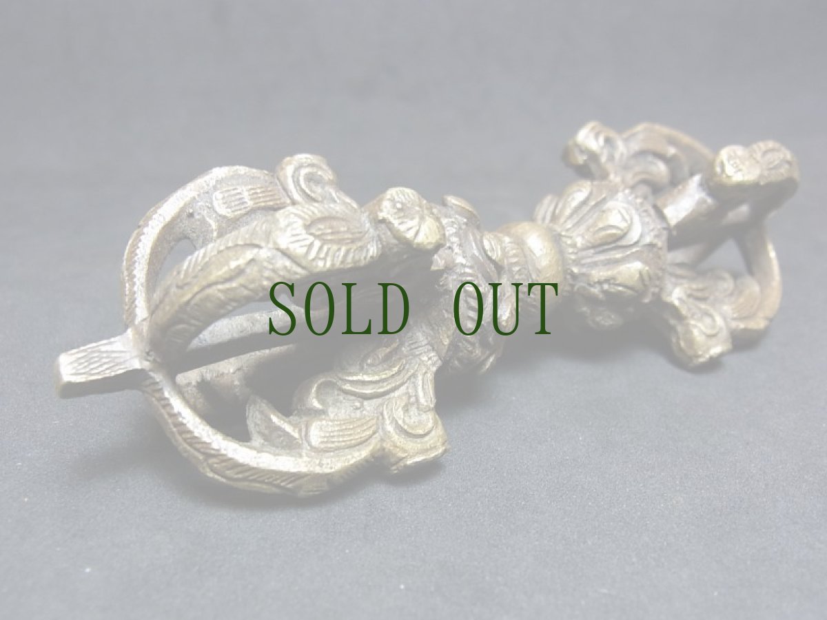 画像4: ティルブとドルジェ（チベット密教法具）（金剛鈴・ガンターと金剛杵・ヴァジュラ)　と専用箱　 (4)