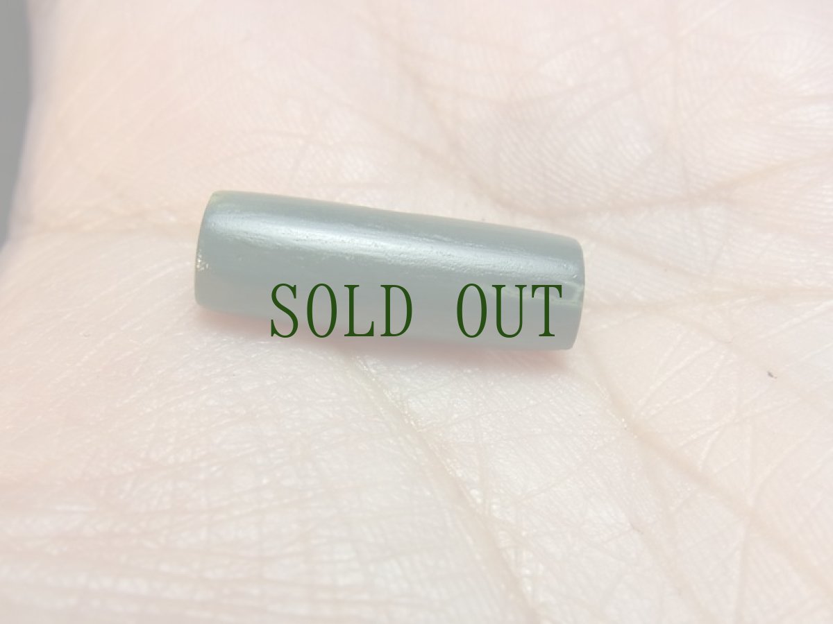 画像7: 出雲石製管玉　（碧玉）　古墳時代　（Japanese ancient tubular bead ,Kofun period） (7)