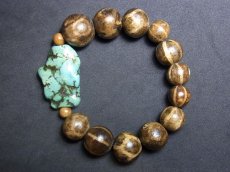 画像3: Old TIbetan turquoise and  Puｍtek beads   　チベタン天然ターコイズ(yu)とミゾラムのパムテックビーズのブレスレット (3)