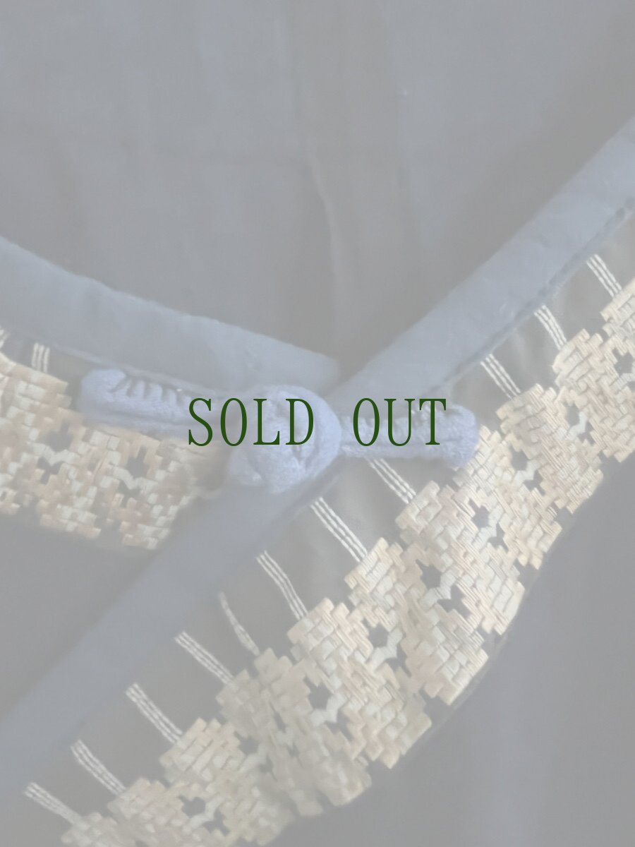 画像12: 貴州省 黔東周辺苗族（ミャオ族/old Miao indigo cotton clothing） 　木綿・藍染・刺繍 上衣 (12)