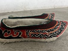 画像3: 貴州省三都水族(shui zu /スイ族)　刺繍布靴　（アンティーク） (3)