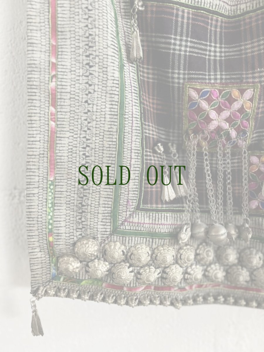 画像10: 雲南省麻栗坡　彝族（イ族・白倮人）·（Malipo Bai luo YI ）ヘッドドレス（コレクション） (10)