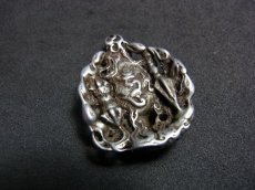 画像7: チベット・蠍の銀製トクチャ（護符） (7)