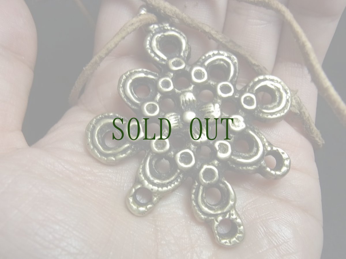 画像10: チベット・トクチャ(天鉄・Thogchags)　ベルべ(無限の紐・エンドレスノット)　真鍮製 (10)