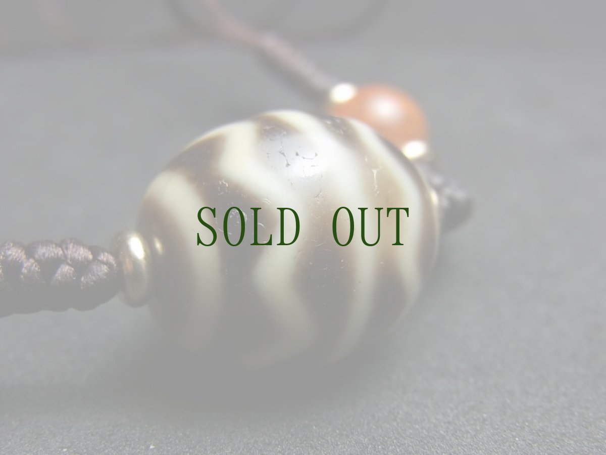 画像5: ジービーズ(dzi  wave motif)・流水紋天珠（水紋）と瑪瑙の首飾り (5)