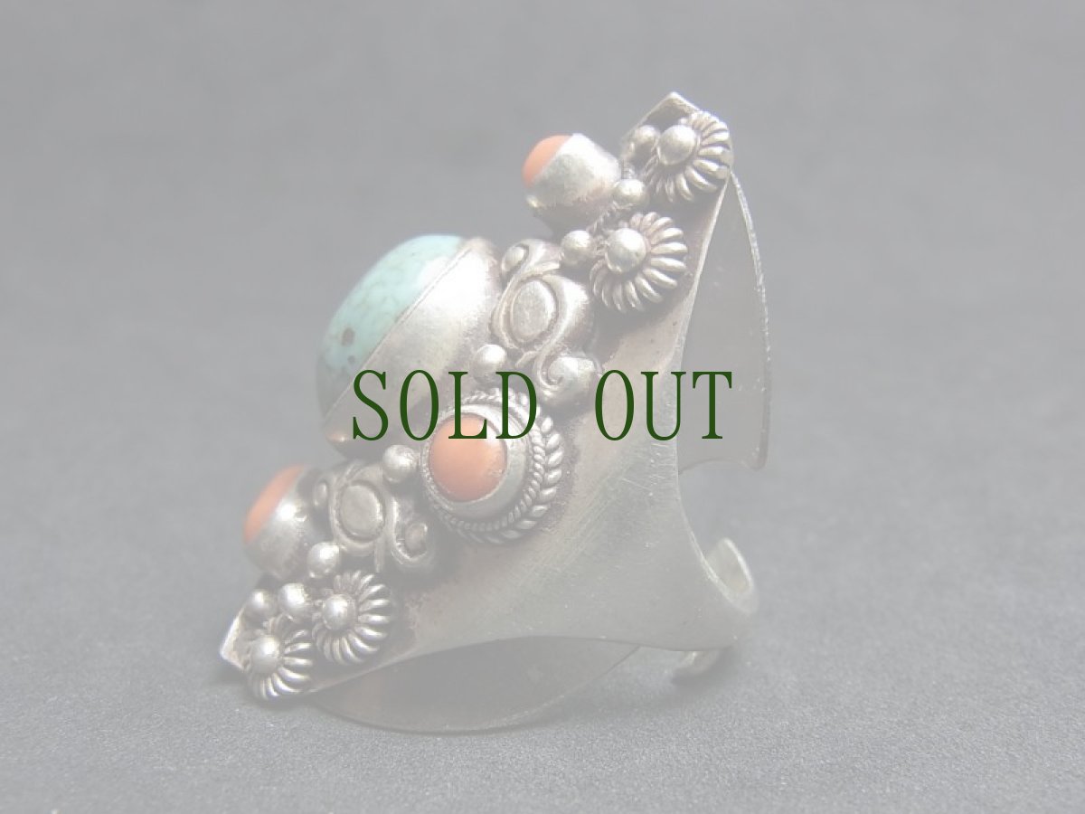 画像5: Tibetan  silver ring with turquoise and coral 　チベタン・ターコイズとコーラル（珊瑚）のシルバーリング（銀92・5）　 (5)