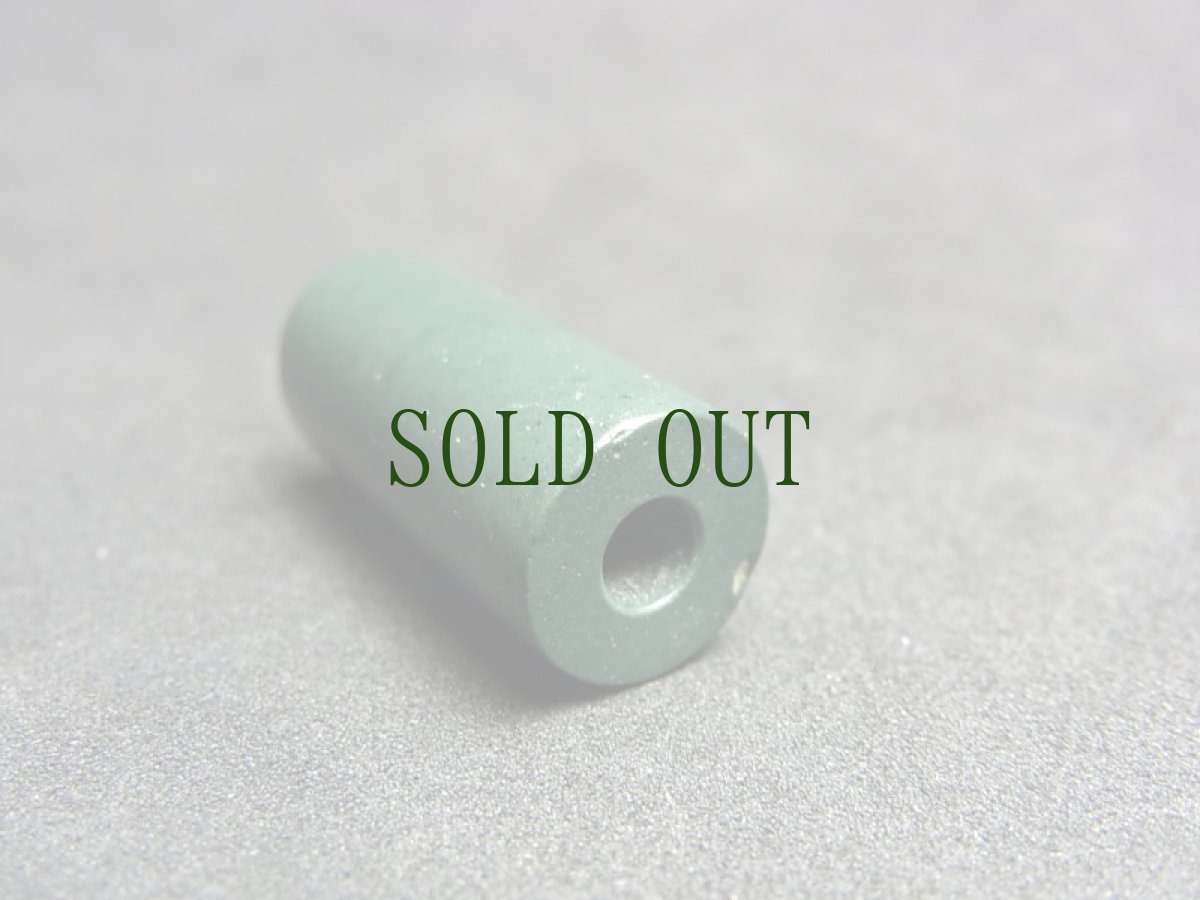 画像3: 出雲石製管玉　（碧玉）　古墳時代　（Japanese ancient tubular bead ,Kofun period） (3)