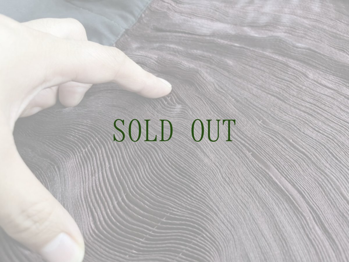 画像12: 貴州省黄平苗族(ミャオ族)　プリーツ巻きスカート（野蚕絹・草木染）ビンテージ【シルク】 (12)