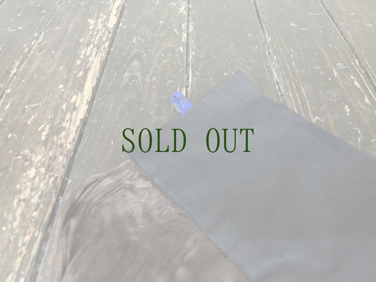 画像9: 貴州省黄平苗族(ミャオ族)　プリーツ巻きスカート（野蚕絹・草木染）ビンテージ【シルク】 (9)