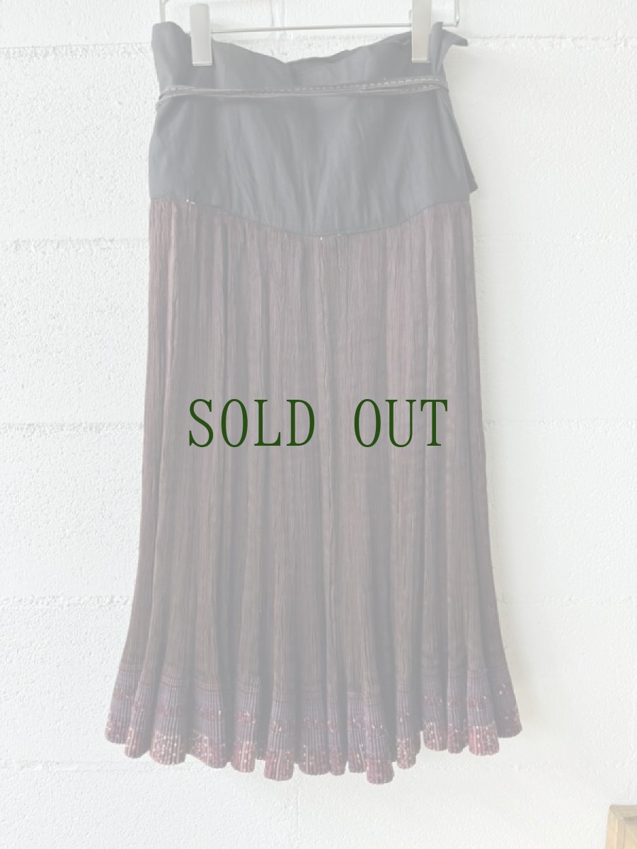 画像20: 貴州省黄平苗族(ミャオ族)　プリーツ巻きスカート（野蚕絹・草木染）ビンテージ【シルク】 (20)