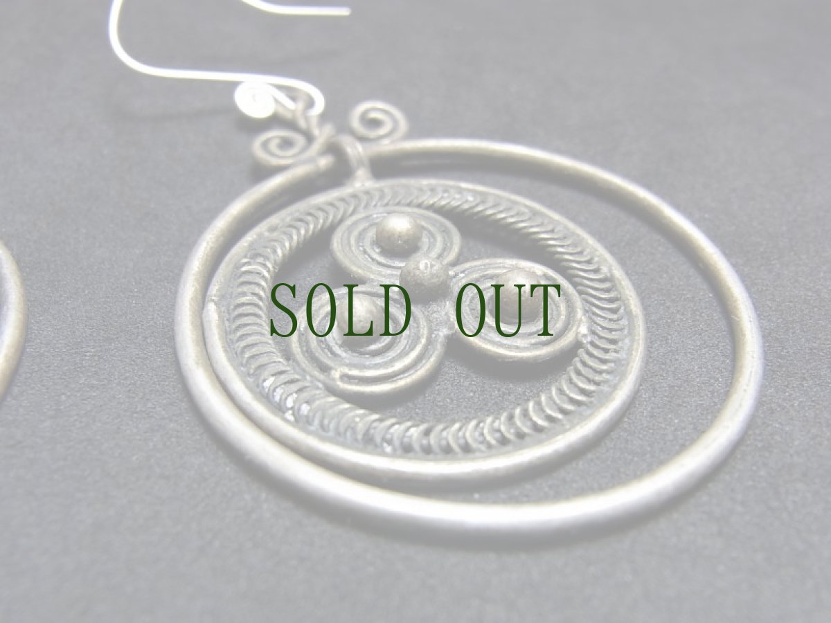 画像3: 貴州苗族（ミャオ族）の苗銀製トライバルピアス　　  (3)