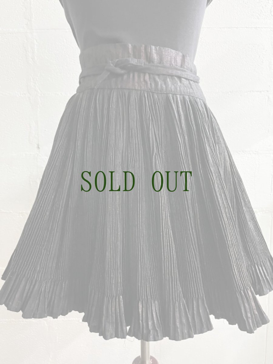 画像2: 剣河苗族(jian he ミャオ族）藍染・亮布　プリーツ巻きオーバースカート　(ビンテージ） (2)