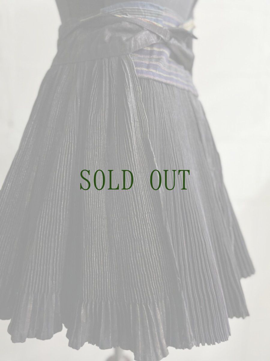 画像5: 剣河苗族(jian he ミャオ族）藍染・亮布　プリーツ巻きオーバースカート　(ビンテージ） (5)