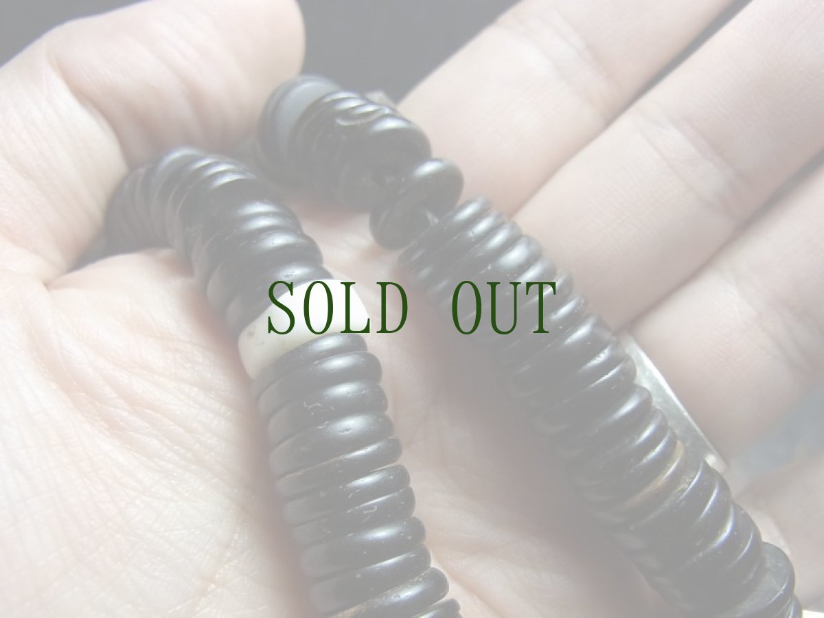 画像16: チベット・老椰子玉とシャンカの天玉、カウンターの御数珠　(Tibetan old palm beads  mala )　107玉 (16)
