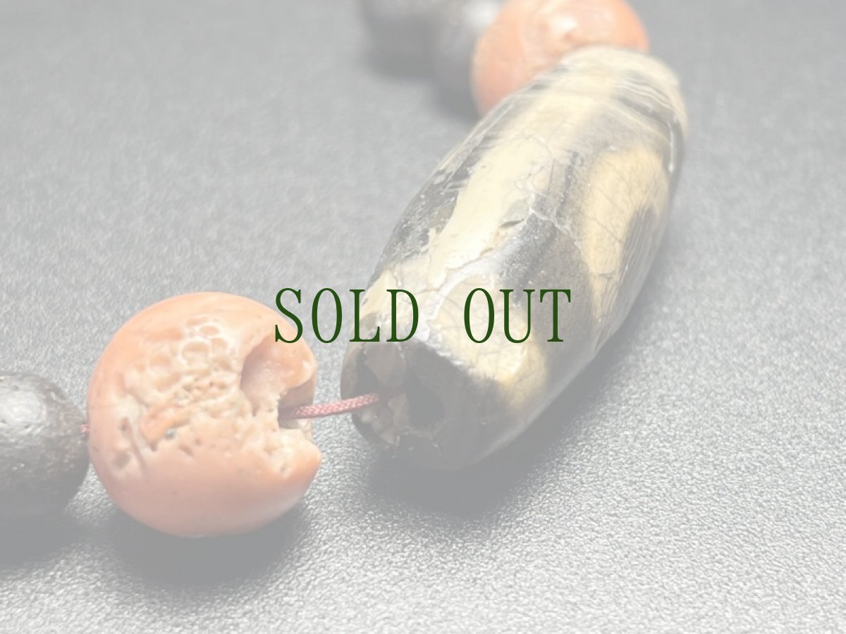 画像5: 古代ジービーズ（ancient dzi mig ni pa with red spot ）特殊二眼老天珠・火供・朱砂　 (5)