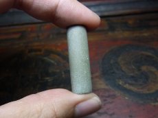 画像6: 凝灰岩製管玉　（滑石）　古墳時代　（Japanese ancient tubular bead ,Kofun period） (6)