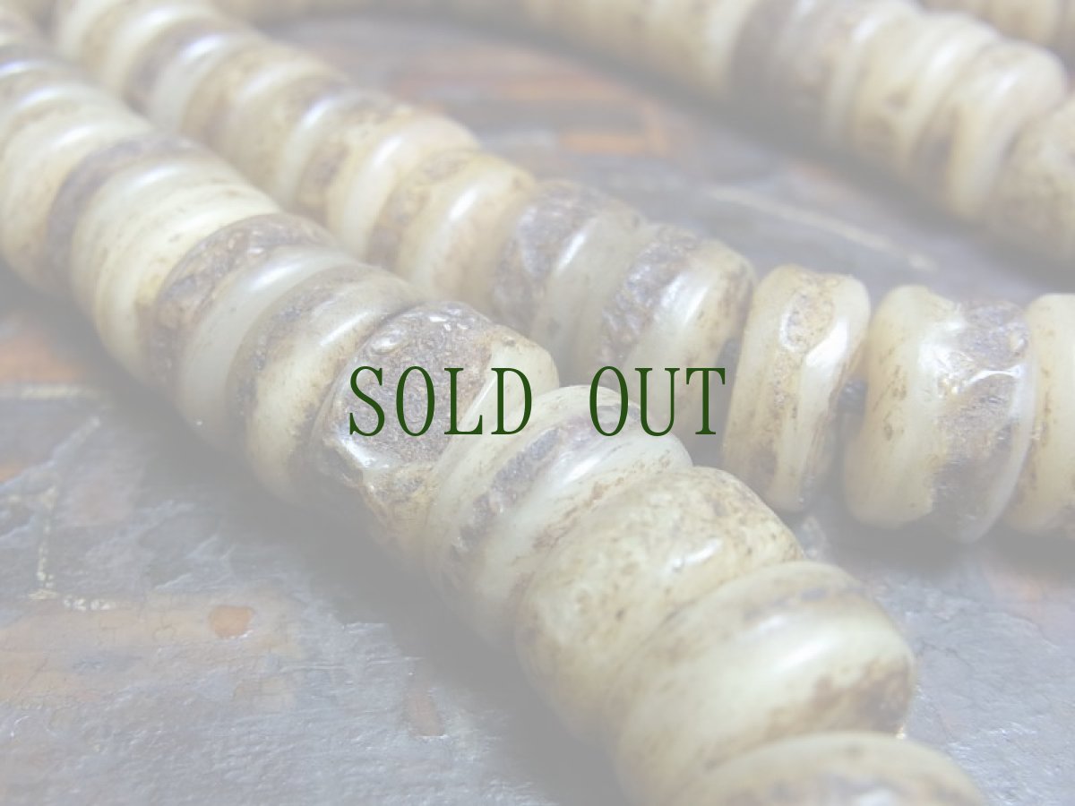 画像4: チベット・ヤク頭蓋骨の御数珠（Tibetan Yak bone of the skull Mala ） (4)