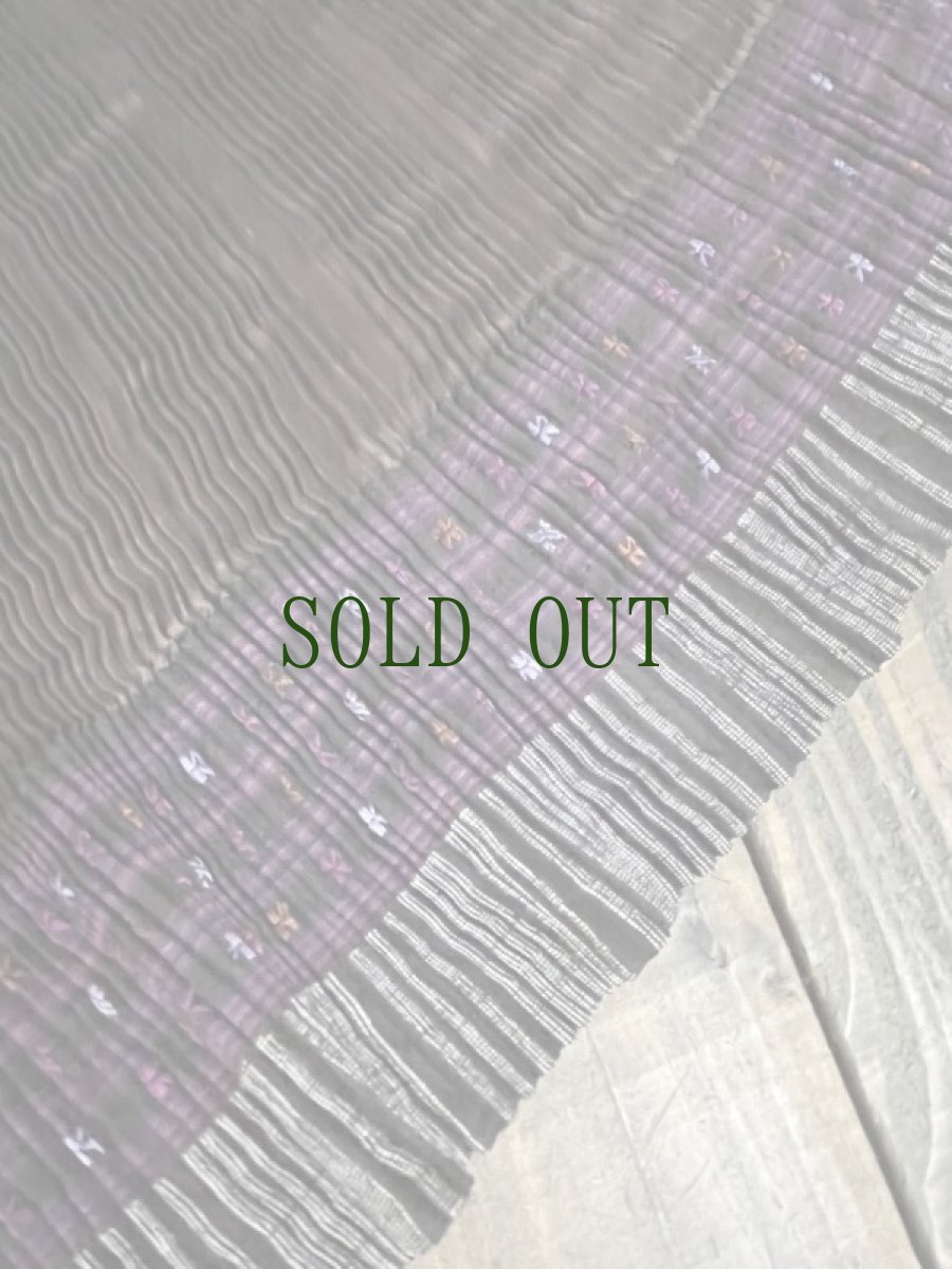 画像18: 貴州省黄平苗族(ミャオ族)　プリーツ巻きスカート（野蚕絹・草木染）ビンテージ【シルク】 (18)