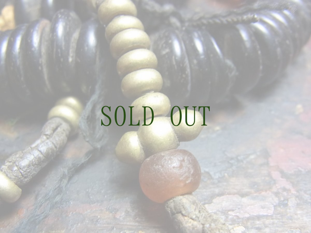 画像4: チベット・老椰子玉とペマラカの天玉、スンドゥ、カウンターの御数珠　(Tibetan old palm beads  mala )　100玉 (4)