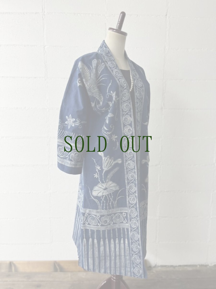 画像17: 革家苗族　ロングジャケット（ガージア・ミャオ族）木綿・藍染・ろうけつ染め・ポケット付き (17)