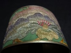 画像5: 貴州省ミャオ族の刺繍古裂バングル(苗銀)　Old embroidery Miao silver bangle (5)