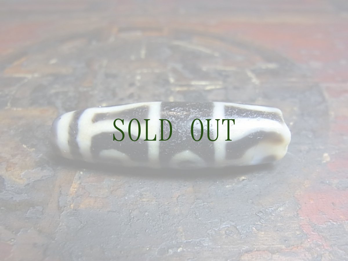 画像5: ジービーズ( dzi mig ni pa with large dorje ）　大金剛杵二眼天珠 (5)