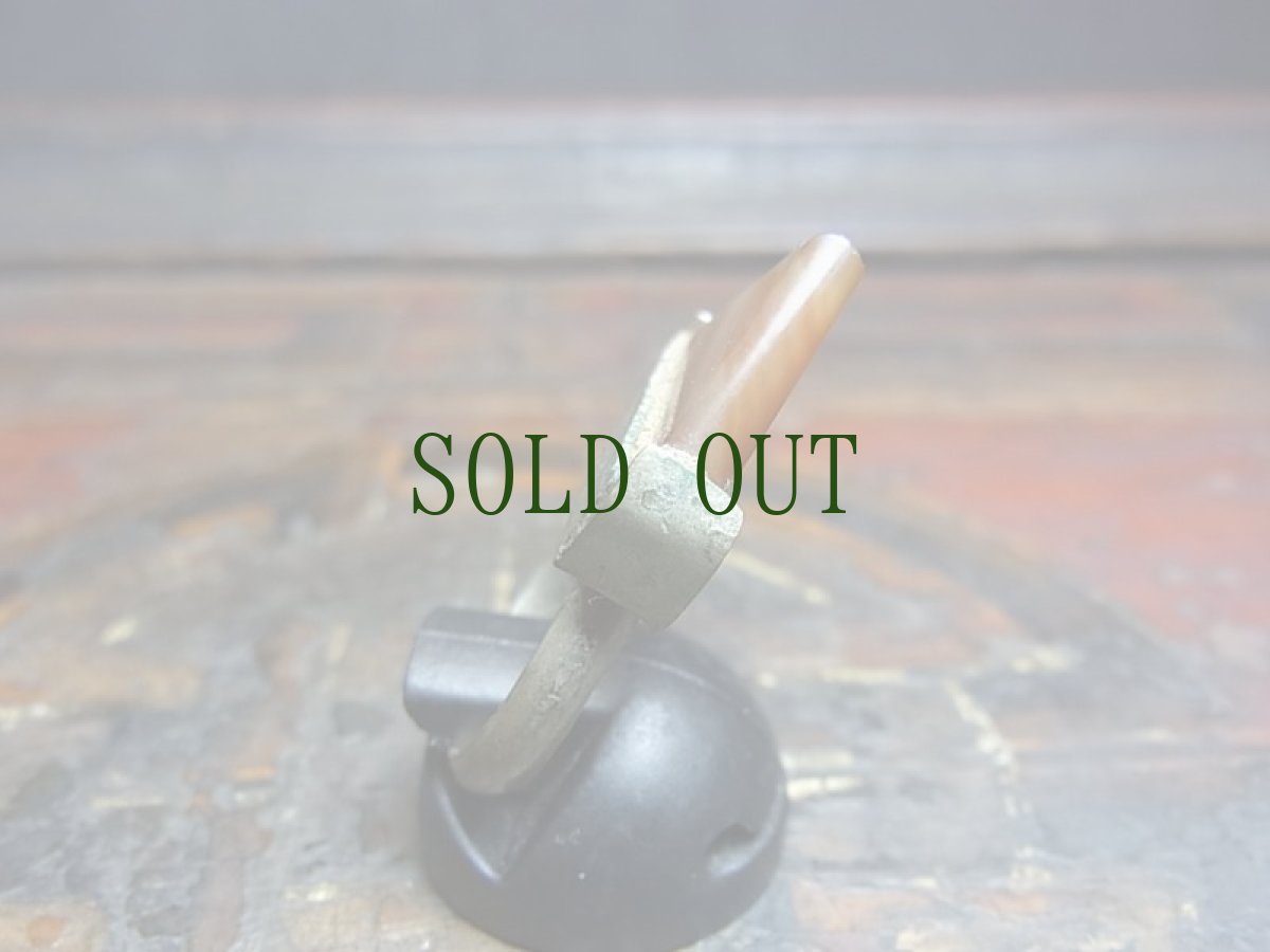 画像3: タンフォーク・トゥアレグ族 ・カーネリアン付きシルバーリング（Old　Tuareg silver ring with carnelian ,Tanfouk　）アンティーク (3)