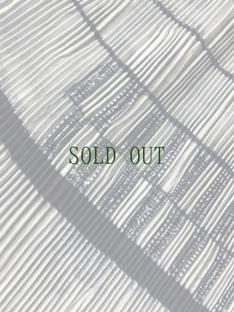 画像7: 貴定小花ミャオ族　(苗族)　木綿・藍染プリーツ巻きスカート　（ビンテージ） (7)