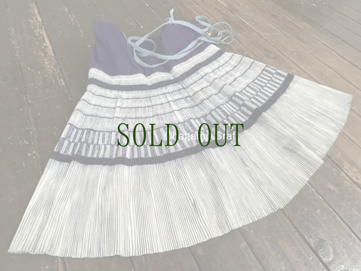 画像6: 貴定小花ミャオ族　(苗族)　木綿・藍染プリーツ巻きスカート　（ビンテージ） (6)