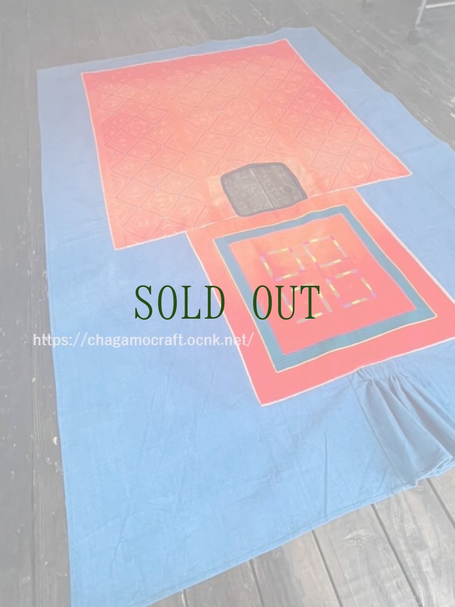 画像10: 彝族・雲南省瀘西イ族（Lu xi YI  ）刺繍・藍染木綿　貫頭衣（刺繍アンティーク） (10)