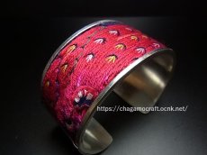 画像2: 貴州省ミャオ族の刺繍古裂バングル(苗銀)　Old embroidery Miao silver bangle　 (2)