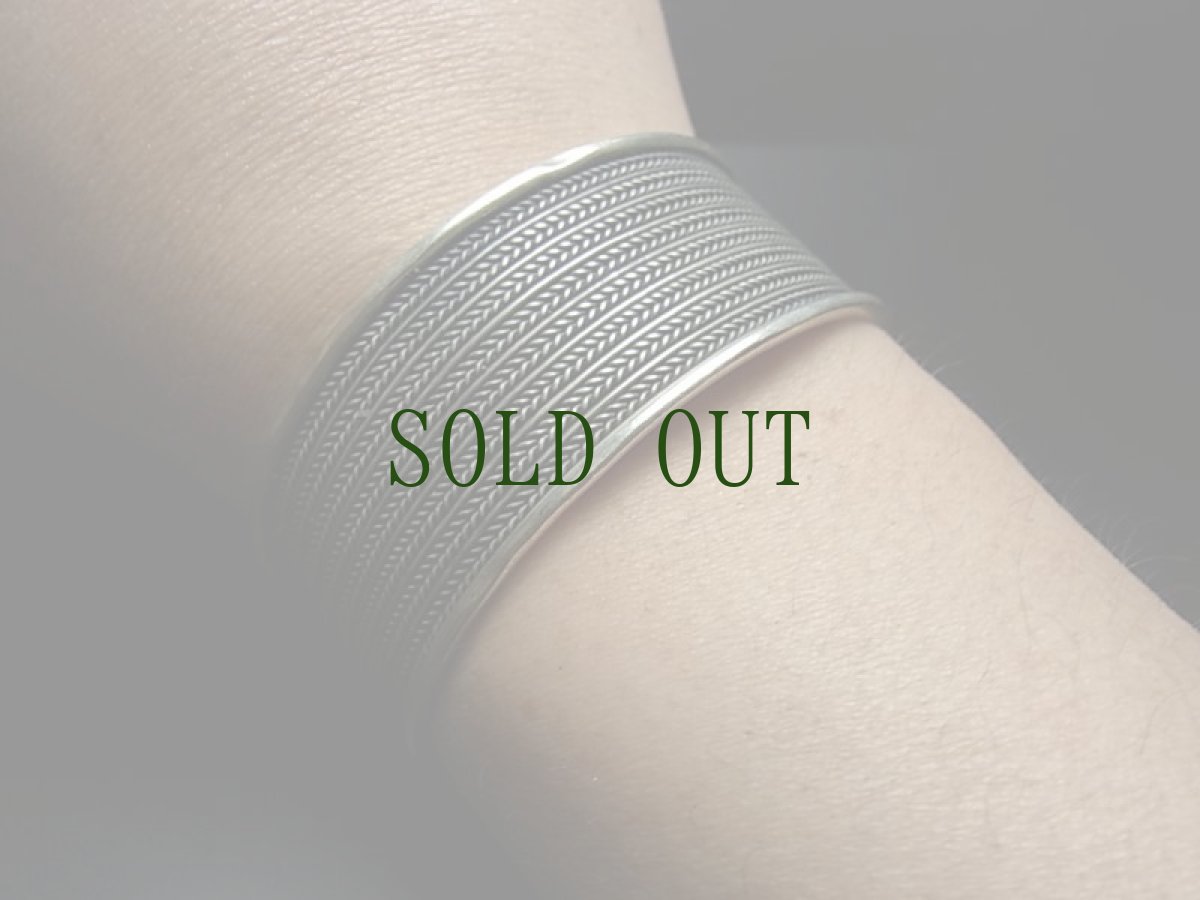 画像5: 貴州ミャオ族のシルバーバングル(ミャオ銀)　 約24mm (5)