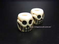 画像2: 料器製　数珠天玉・一対　チベタンスカル・ルンゴ　(tibetan skull )　チベット密教法具 (2)