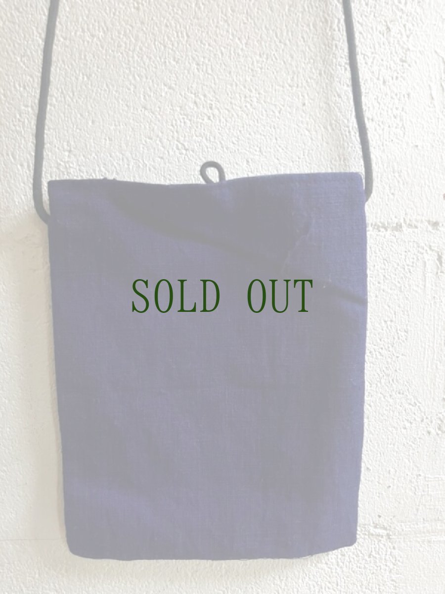 画像4: 革家苗族（ミャオ族）ろうけつ藍染（印花布）古布リメイク、ショルダーミニポーチ (4)