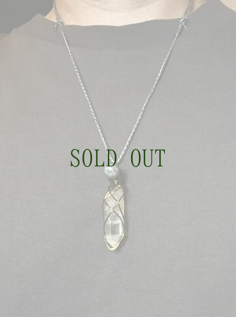 画像9: レムリアンシードのポイントクリスタル（水晶・虹入り）とサードオニキス（天眼石）、吉祥紐の首飾り (9)