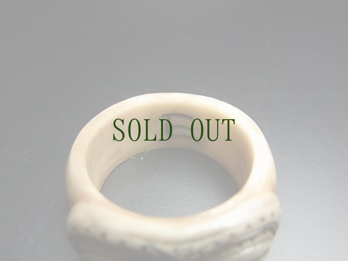 画像7: 鹿角製・遮光器リング・18号（Dデザイン）　　総手仕上げ　(遮光器土偶・縄文・エスキモー)　　 (7)