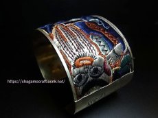 画像1: 貴州省ミャオ族の刺繍古裂バングル(苗銀)　Old embroidery Miao silver bangle　 (1)