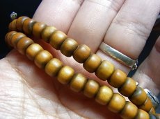 画像9: チベット木珠（白檀）の御数珠　(old tibetan sandalwood mala )　数珠カウンター付・アンティーク (9)