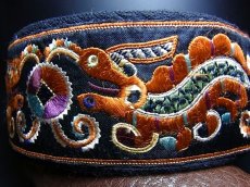 画像3: ミャオ族の刺繍古裂・カチューシャ（Old embroidered remake hair ornament from Miao tribe）送料無料 (3)